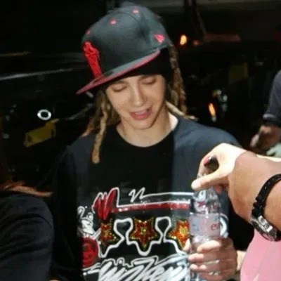 || Tom Kaulitz -- 7-eleven employee