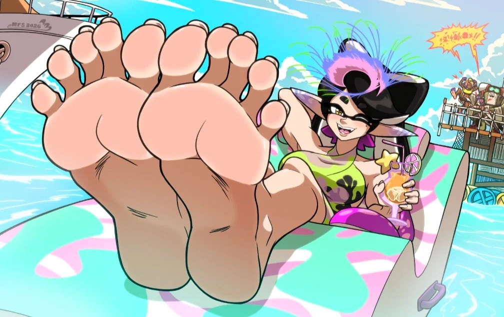 Callie - Relaxing on a Yacht
