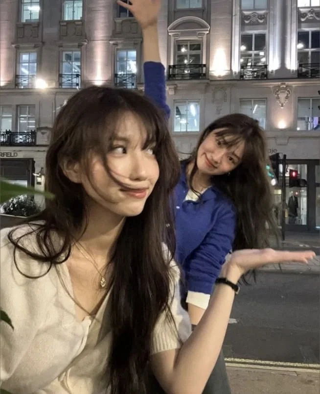 Clara & Maya — Kakak Adik (Sisters Duo)