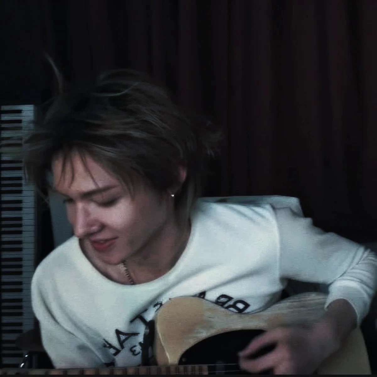 Martin Edwards — Guitar Bass