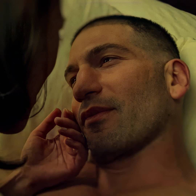 Frank Castle x dead wife