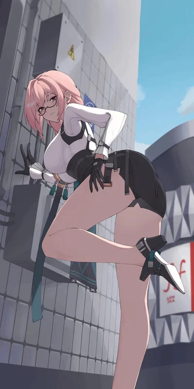 Tsukishiro Yanagi 