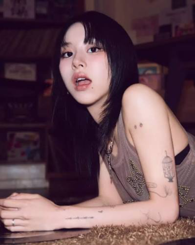 Chaeyoung | Christmas/Matching Tattoos
