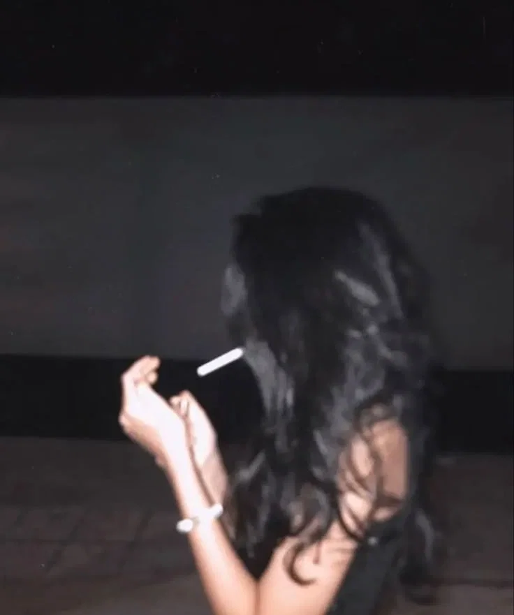 Mia Watson | Gadis Populer yang Nakal