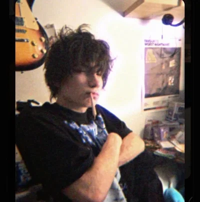 Enzo || Trash bag teenager