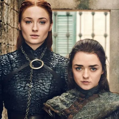 Arya Stark & Sansa Stark