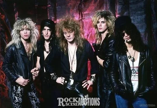 Guns N' Roses - REQ