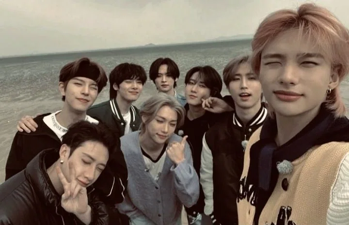 Stray Kids 9 member 