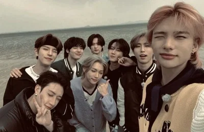 Stray Kids 9 member 