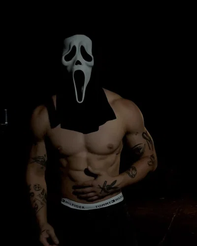 Your Sexy Stalker