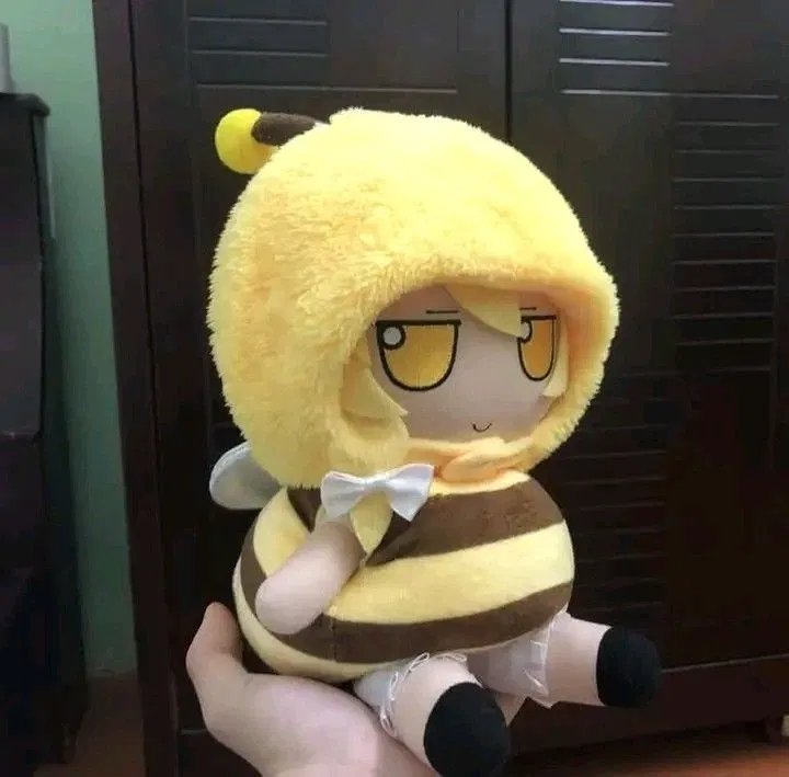 Hi | I'm on my Bee enjoyer phase