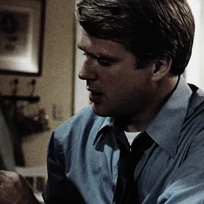 ᡣ𐭩 LAWRENCE GORDON .ᐟ
