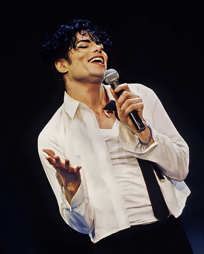 Michael Jackson : Leave Me Alone