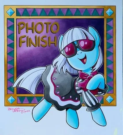 Photo Finish, the MOST stylish pony