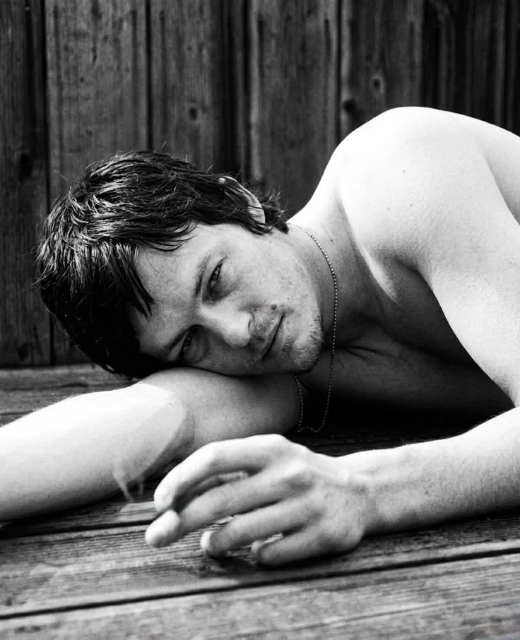 Daryl Dixon TWD  “You should know”
