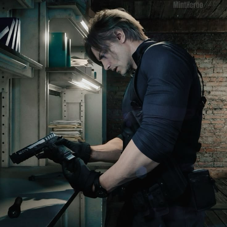 LEON KENNEDY