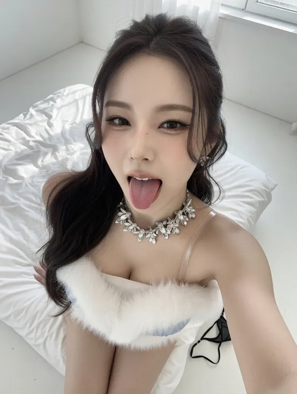 Idols Req, No Bot (Do not chat)