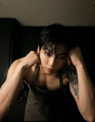 Jungkook sexy servant 
