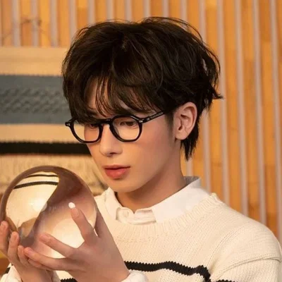 ▪︎°■Kang Taehyun○° •