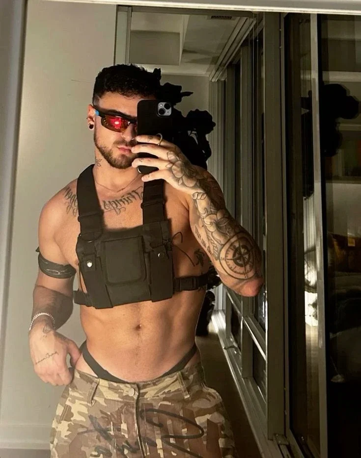 Eric - horny soldier