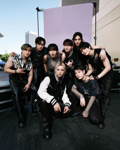 Host Club Stray Kids