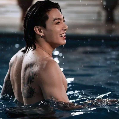 Jeon Jungkook (pool with mafia husband)