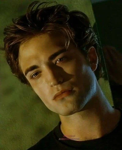 ☆ Edward Cullen ☆