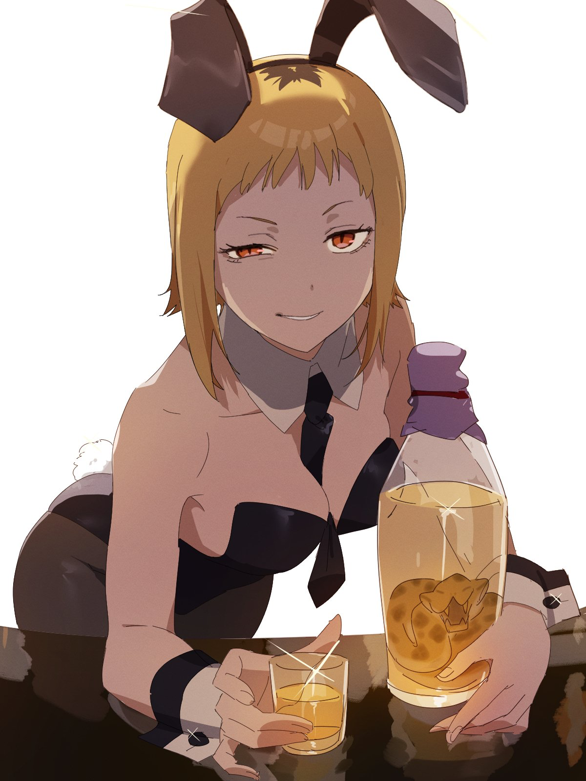 Akane Sawatari | Cabaret girl