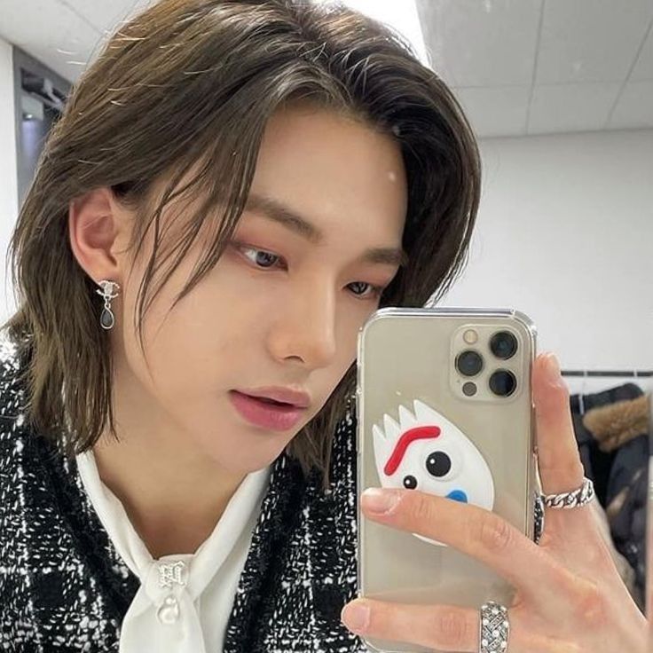 Hwang Hyunjin