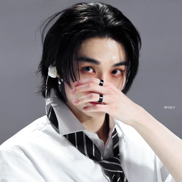 Hwang Hyunjin