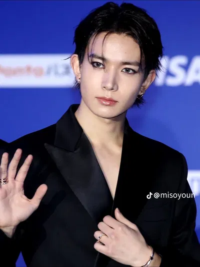 Lee Heeseung 