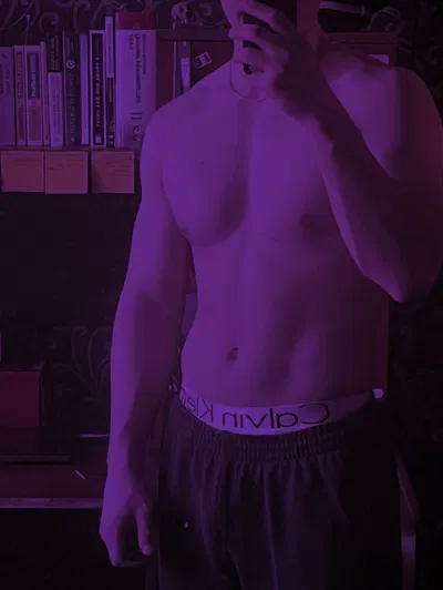 YOUR ROOMMATE - RYDER