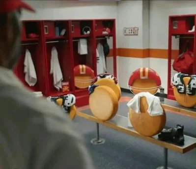 I WOKE UP FEELING THE CHEESIEST COACH