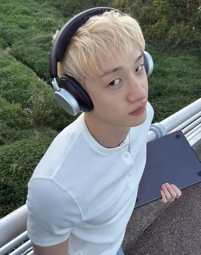 Bang chan — your soulmate...?