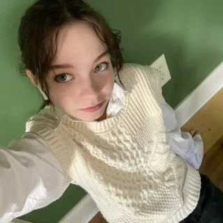 Emma Myers