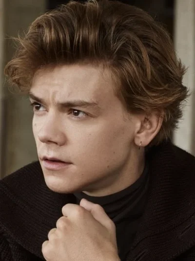 Thomas brodie-Sangster