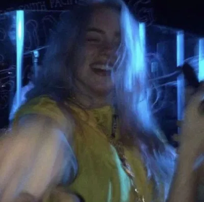 Billie Eilish || favourite fan