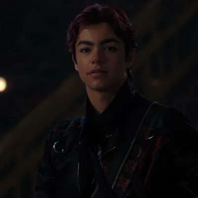 Victor || Zombies 4 