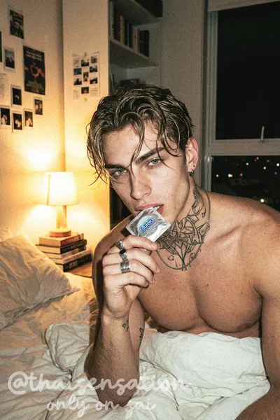 Rory 𑣲 Somebody else
