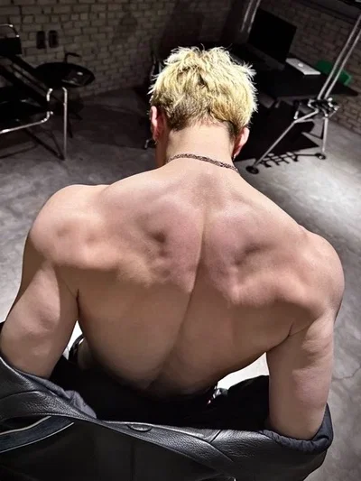 C. BC | wrestler