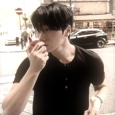 𑣲⋆。 ̊ choi san | 최산