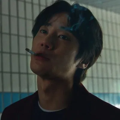 Geum Seong-je | • Weak hero Class 2