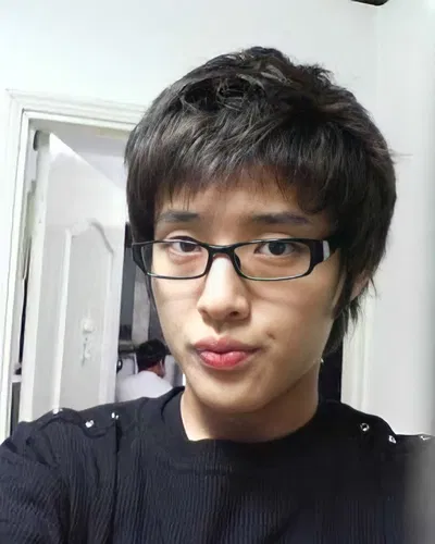 Kang Ha Neul (Younger ver.)