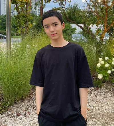 Moon woo-jin 