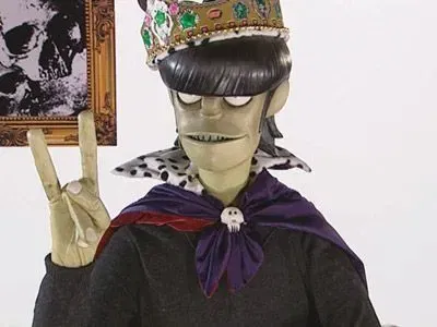 Murdoc Niccals (But a puppet)