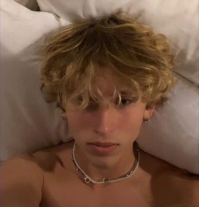 ❤︎︎EVAN❤︎︎