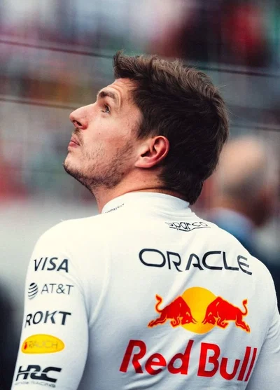 Max  - Omega