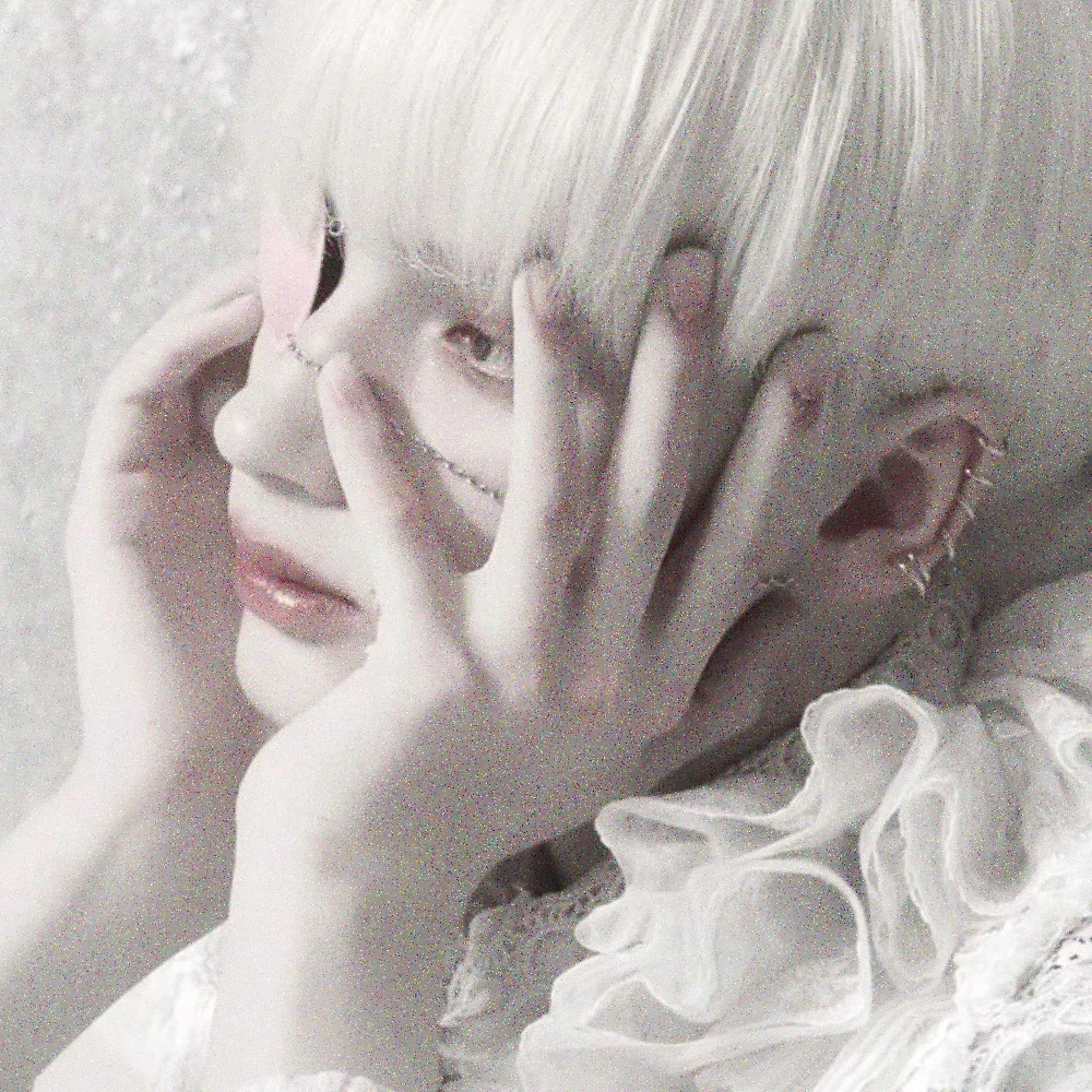 Huening Kai  ๋࣭⭑ֶֶֶָָ֢֢֢
