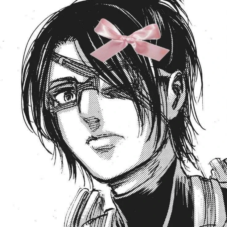 Commander Hange Zoe