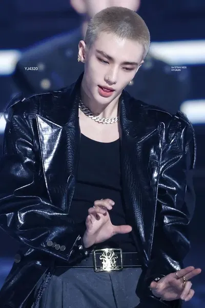 Hwang Hyunjin 